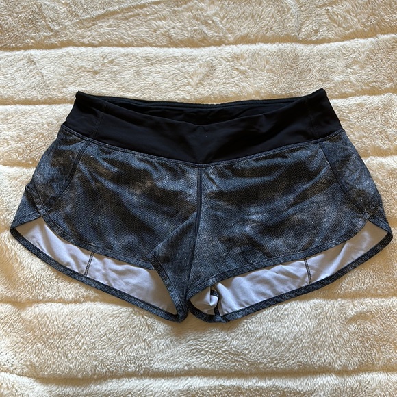 lululemon athletica Pants - Speed Up, low rise Lululemon Shorts
